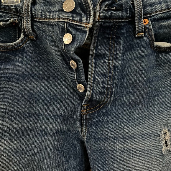 Levi’s Wedgie Jeans - Picture 4 of 5